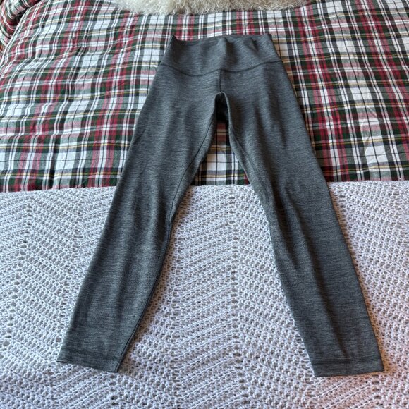 lululemon Align High-Rise Pant 25" (Size 6 Excellent Condition) - Picture 7 of 8
